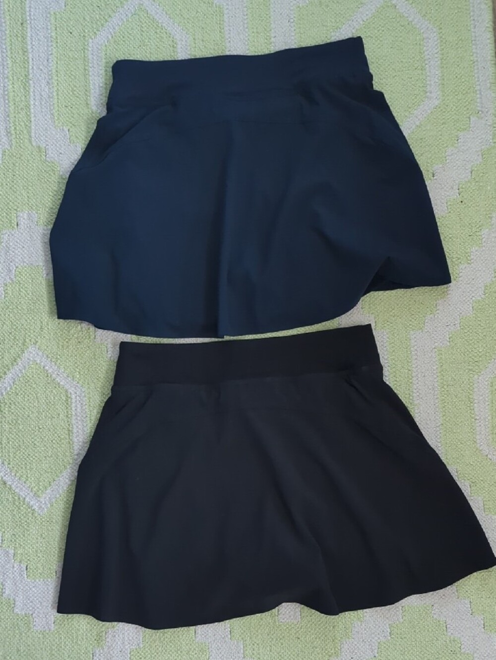 lululemon athletica Navy and Black Women’s Athletic Skorts (2) - Picture 2 of 5